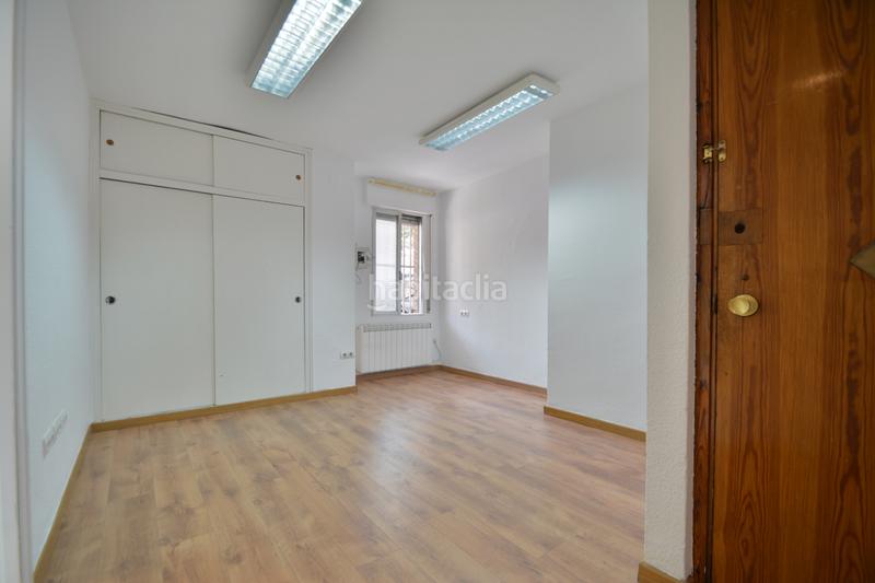 Foto 5ab00bd8-ba7e-4c20-a62a-0fdd6c43298b. Affitto ufficio con riscaldamento in Peñagrande Madrid