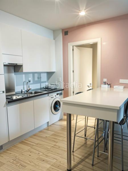 Foto b9a9904b-71db-4de4-b959-bb65f2df61c6. Zweistöckige wohnung mit heizung in Cuatro Vientos Madrid