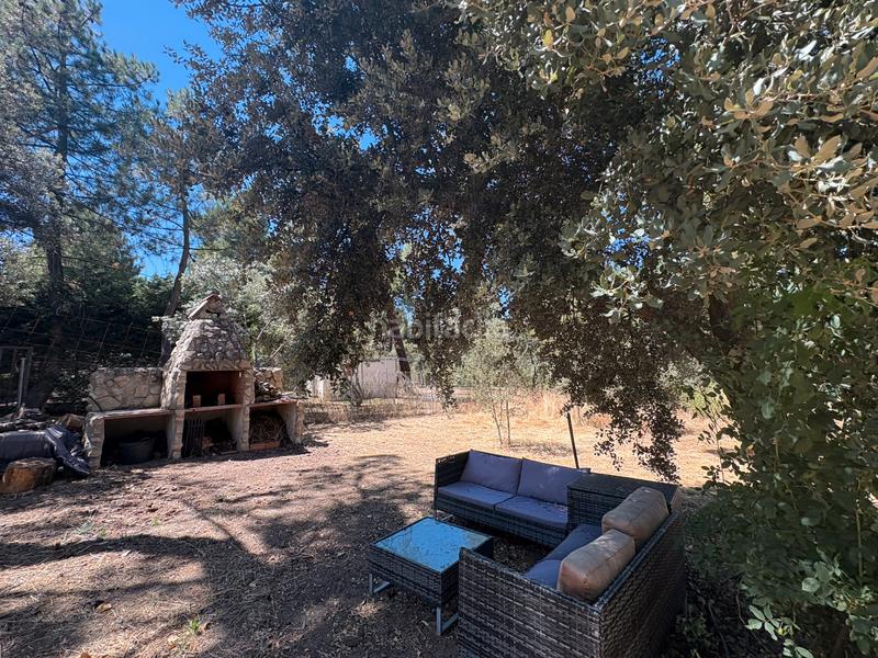 Foto 44fff4eb-bb5e-4690-b506-b1e8006d913a. Chalet dans calle de los nardos 301 dans Marugán