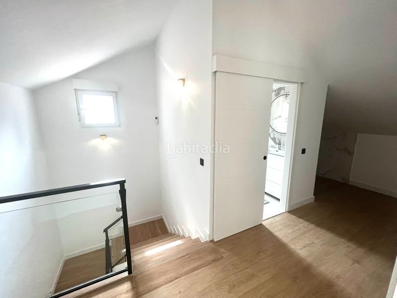 Foto 796ba864-c9ca-418f-be89-286f5115eb64. Chalet dans calle de los nardos 301 dans Marugán