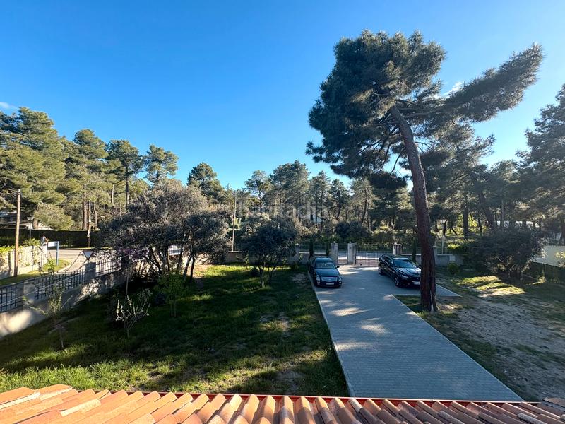 Foto bdd216e7-0ca2-4c1a-914c-b2bf8bddb8a6. Chalet dans calle de los nardos 301 dans Marugán