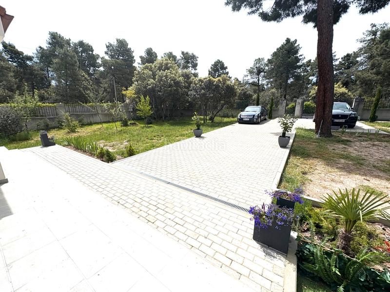 Foto d7dbe68a-1519-4ca1-b9b1-1f0a562c0275. Chalet dans calle de los nardos 301 dans Marugán