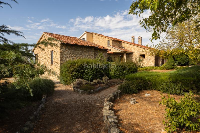 Foto 1d901c4d-b37b-4c7a-a05a-d6a444273617. Chalet en Torrecaballeros