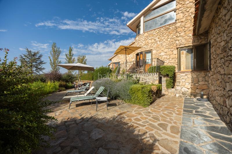 Foto a13e7f80-8d89-4f65-9345-5ef425f7674a. Chalet en Torrecaballeros