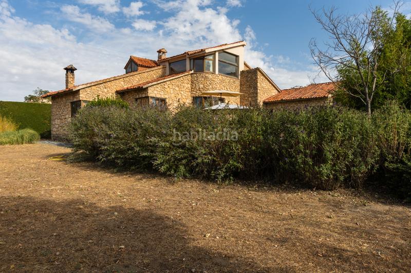 Foto cfc1d7f3-d1f4-4edb-95d7-4cbbd99566b6. Chalet en Torrecaballeros
