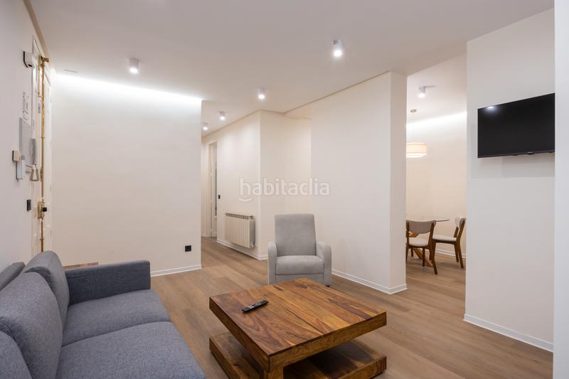 Foto d894203f-0468-40ec-8f55-98b389be77c5. Location appartement dans calle de santa cruz de marcenado 32 dans Madrid