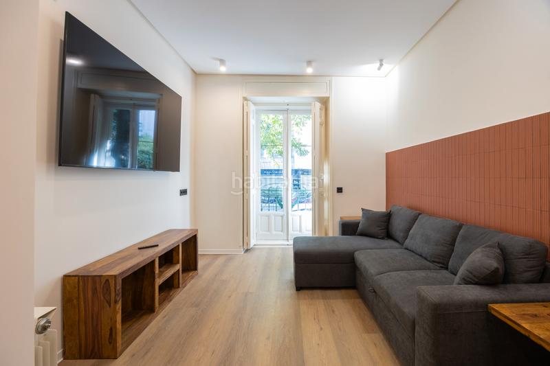 Foto fef64893-ac3b-487a-8cb6-e817cf66cb8d. Location appartement dans calle de santa cruz de marcenado 32 dans Madrid