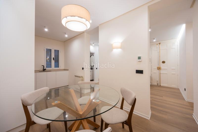 Foto 46c28c26-b87f-4d06-ac3b-4596f9542098. Rent flat in calle de santa cruz de marcenado 32 in Madrid