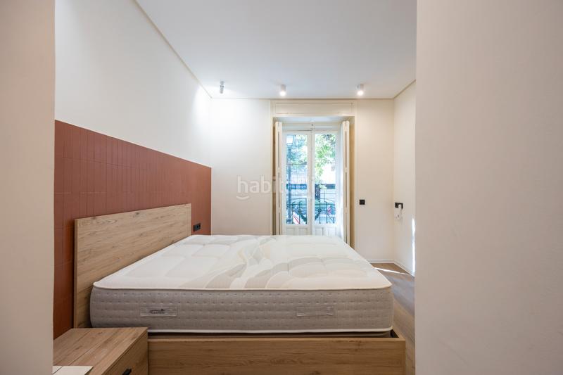 Foto c3d2f87c-5db8-40b0-a8b1-b19549cbd76d. Alquiler piso en calle de santa cruz de marcenado 32 en Madrid