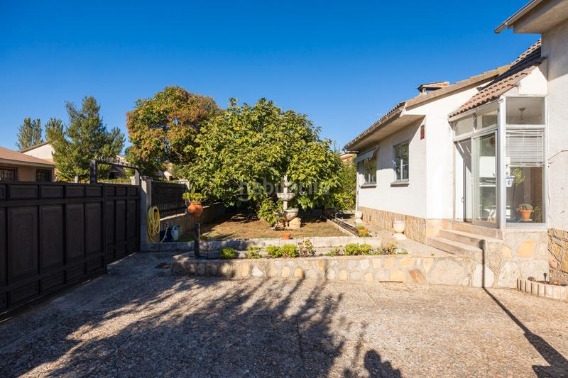 Foto 1bb642d1-91b6-483f-b2bb-7620e0118596. Chalet en La Paloma-Asfain Azuqueca de Henares