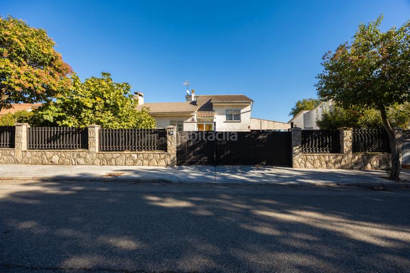 Foto 44a0376b-dc5e-4dd7-a6b2-d8bd4465ff29. Chalet in La Paloma-Asfain Azuqueca de Henares