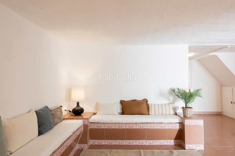 Foto 30ac0d52-b8d8-41bc-9f4b-fd973f040db1. Chalet dans avenida de vigo 45 dans Alpedrete