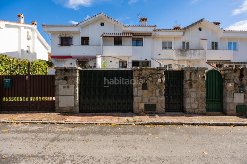 Foto 5280e3f5-4b77-4c3f-adf5-cdfacbd80477. Chalet dans avenida de vigo 45 dans Alpedrete