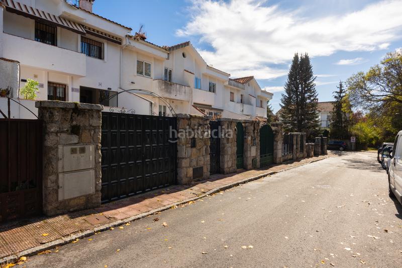 Foto 7a44ae4b-29b8-4bf1-9a41-9c733fe98672. Chalet dans avenida de vigo 45 dans Alpedrete