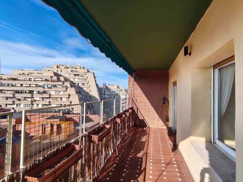 Foto 3edd6e60-0c27-4a50-8b0c-aa96e5167b61. Pis amb calefacció aparcament a Hispanoamérica-Bernabéu Madrid