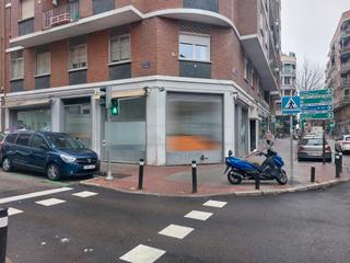 Local commercial à Calle de Martínez Izquierdo