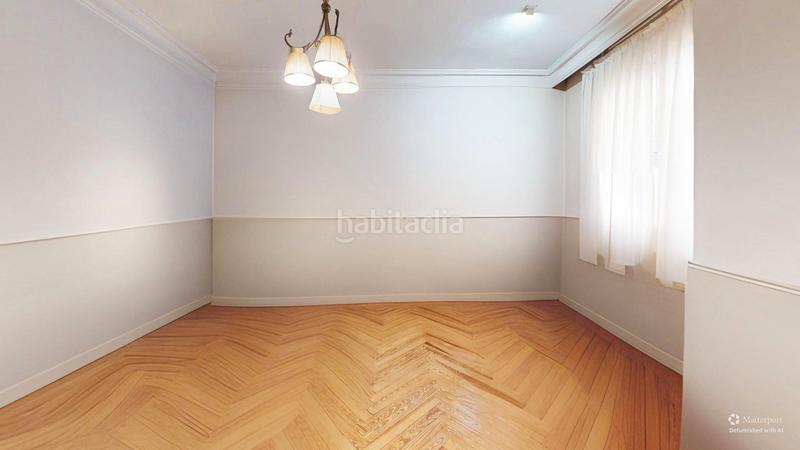 Foto 56c3b385-6fe6-4afc-a84d-e35102405ec3. Piso en Almagro Madrid
