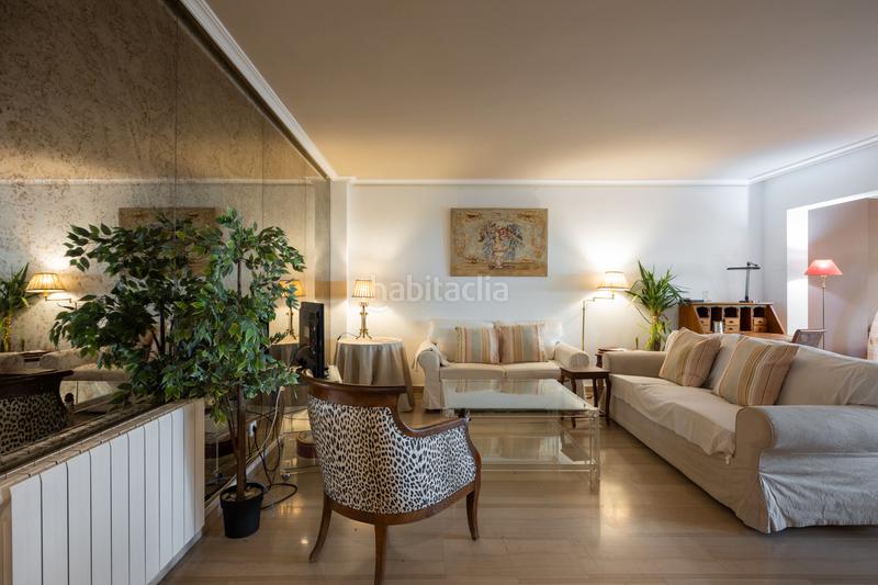 Foto 168d462f-999a-4b3b-863b-56f5549012a8. Rent flat with parking pool in Valdemarín Madrid