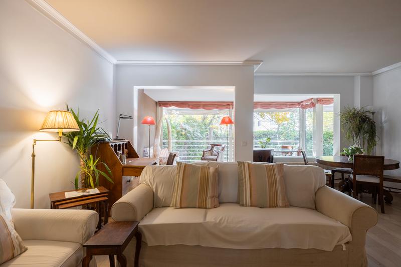 Foto 23154ad5-8c38-4677-b82c-313dd54d76af. Rent flat with parking pool in Valdemarín Madrid