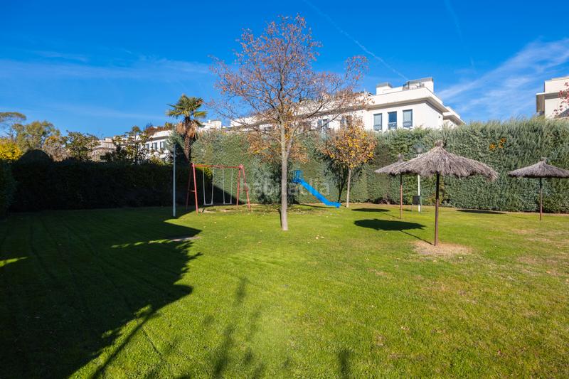 Foto 74bf46a4-a203-4a64-b4e5-ad86d80bdf8a. Rent flat with parking pool in Valdemarín Madrid
