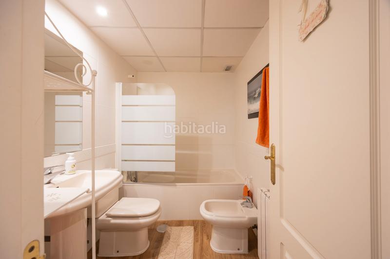 Foto 7c3f2c56-da36-4cf3-a628-1766ef38eb70. Rent flat with parking pool in Valdemarín Madrid