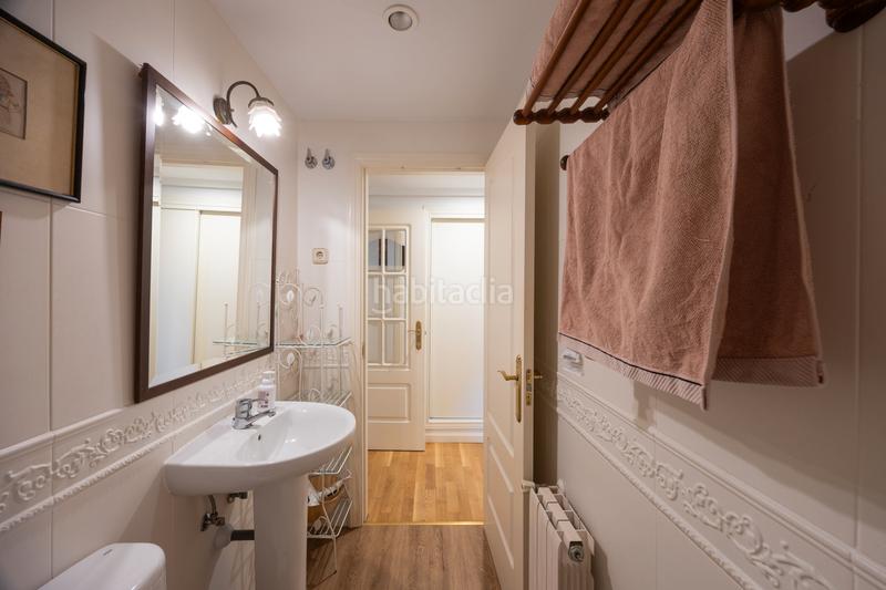 Foto afc9afa6-02db-4417-8c7c-2ffed968dc18. Rent flat with parking pool in Valdemarín Madrid