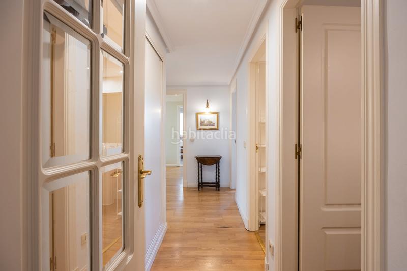 Foto 25bffcee-f06b-4666-a101-fcc16bdc439f. Lloguer pis amb aparcament piscina a Valdemarín Madrid