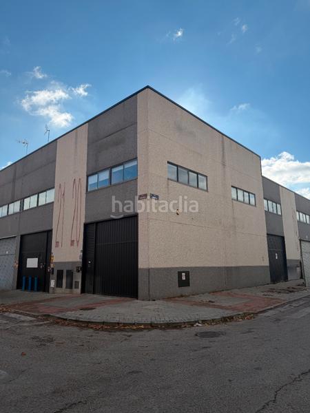 Foto c986322a-11cd-43d4-8dde-7bbbda9eae9a. Alquiler nave industrial en calle pedrezuela 19 en Alcorcón