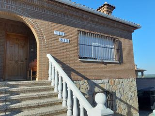Chalet in Escalona