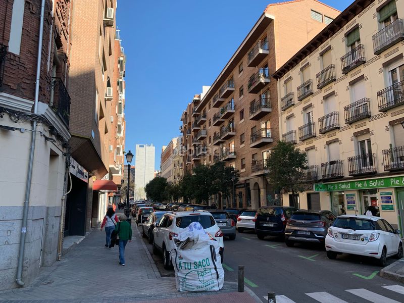Foto bf77f92d-95ac-4d14-8099-6f7cd397569d. Aparcament cotxe a Arapiles Madrid