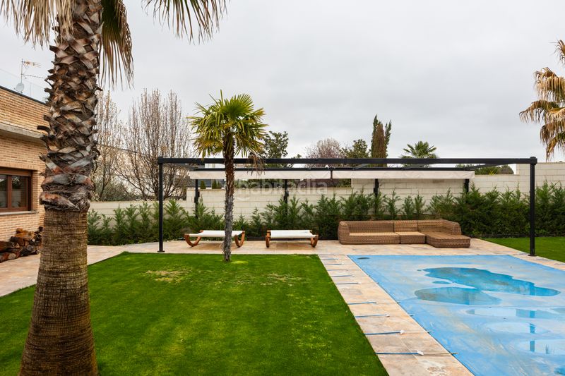 Foto 62b7ea9e-de8a-43cf-b39e-3a0784229c04. Xalet amb calefacció aparcament piscina a Layos