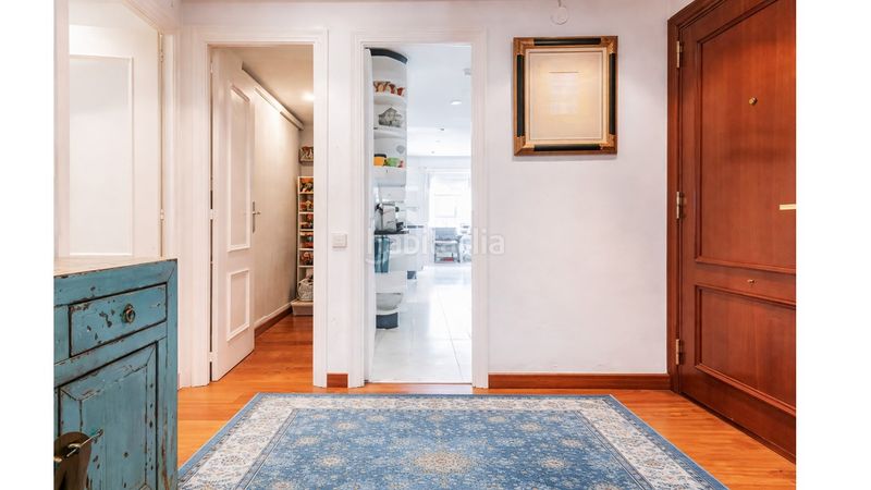 Foto 1a794590-6fe1-41dd-b657-14158ce62c82. Pis amb calefacció aparcament piscina a Nueva España Madrid