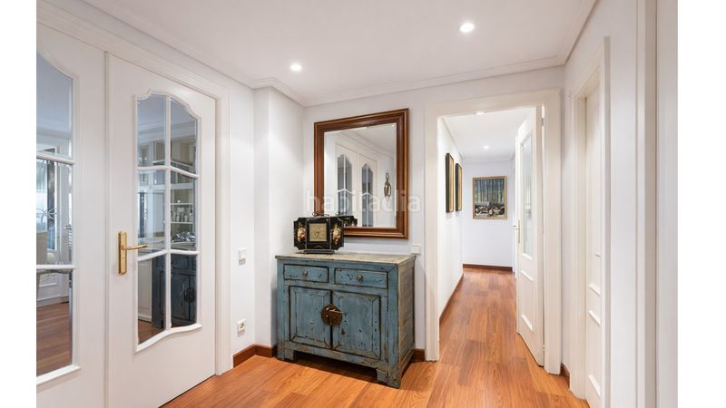 Foto 266b6d35-d6d6-480b-b1d6-7aafe7aa1c8e. Pis amb calefacció aparcament piscina a Nueva España Madrid