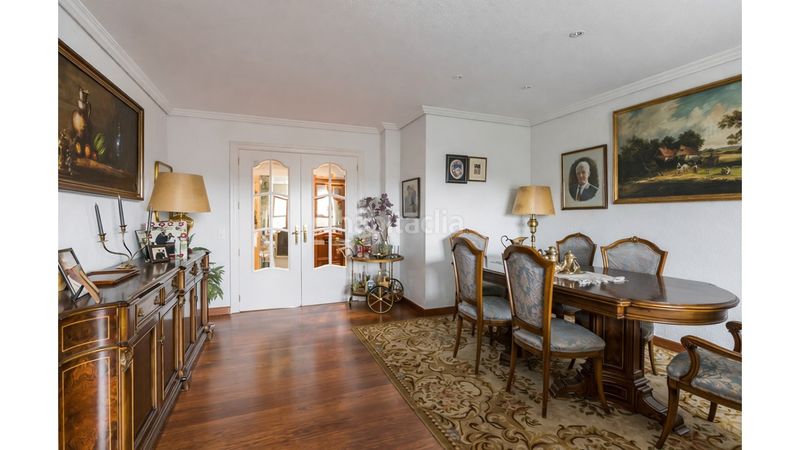 Foto 69e7f80a-789a-417c-b1b2-008f62bfb66f. Pis amb calefacció aparcament piscina a Nueva España Madrid