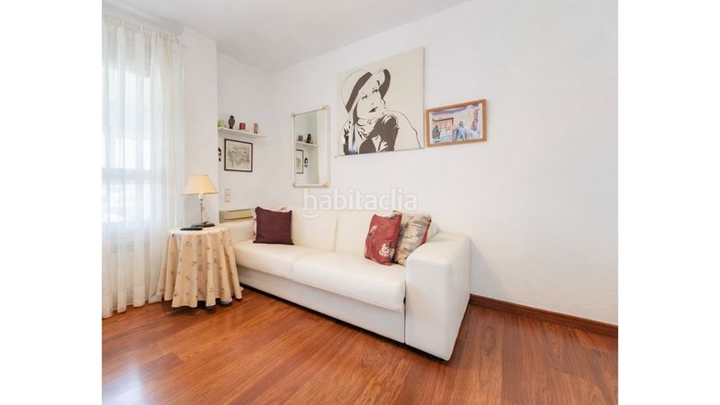 Foto 7aecef70-88d9-4af5-a8df-c67c4323ce6c. Pis amb calefacció aparcament piscina a Nueva España Madrid