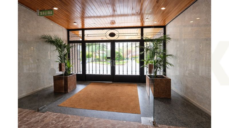 Foto ab1647ed-5263-428f-8353-6833d51b98c0. Pis amb calefacció aparcament piscina a Nueva España Madrid