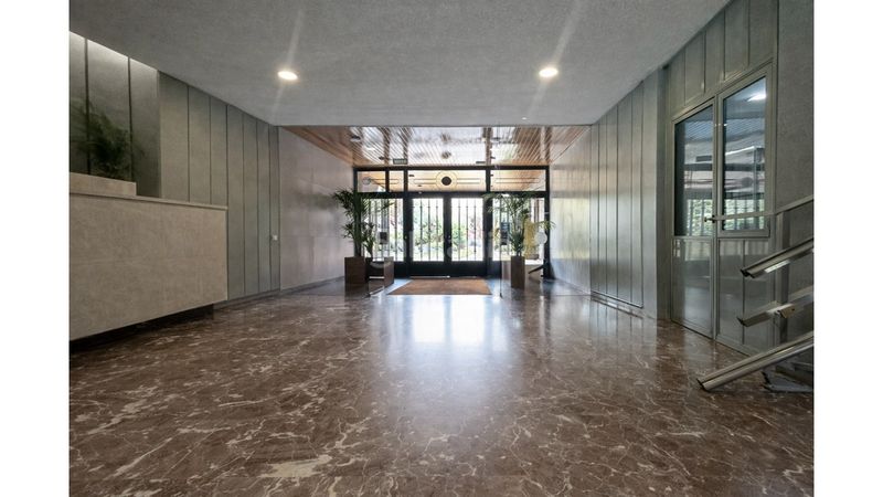 Foto ba7802a5-e3c7-4936-abd0-fe6952a47e24. Pis amb calefacció aparcament piscina a Nueva España Madrid