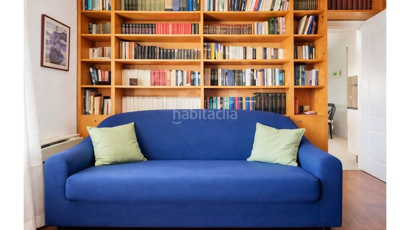 Foto eb5b82f6-b6c9-4a64-abbf-95ff870d9998. Pis amb calefacció aparcament piscina a Nueva España Madrid