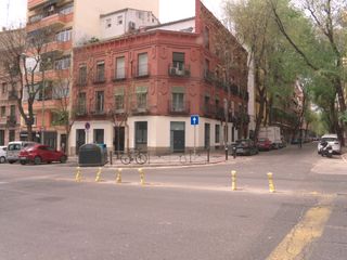 Office space in Calle del general lacy 40