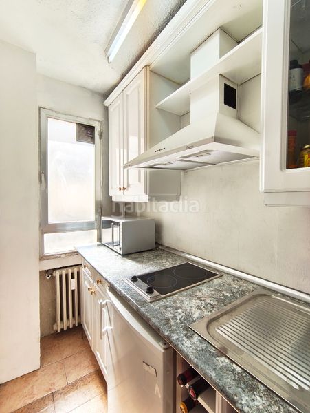 Foto 726f6759-de1b-4f2c-b596-1a9bcd94ba56. Pis amb calefacció aparcament a Guindalera Madrid