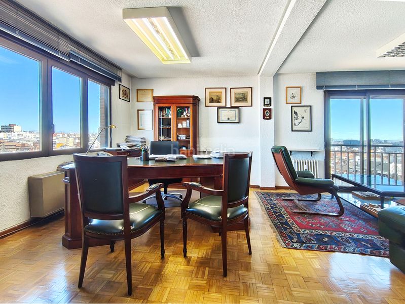 Foto c71553fb-a1c9-49e9-a54c-5f009589933a. Pis amb calefacció aparcament a Guindalera Madrid