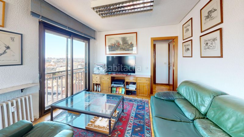 Foto dc6d18f7-8b41-4595-bced-a855600dc1c0. Pis amb calefacció aparcament a Guindalera Madrid