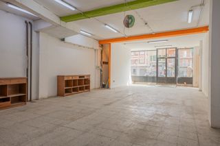 Local Comercial a Calle puebla de sanabria 1