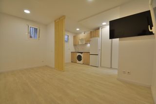 Location Studio à Avenida de la ciudad de barcelona 9