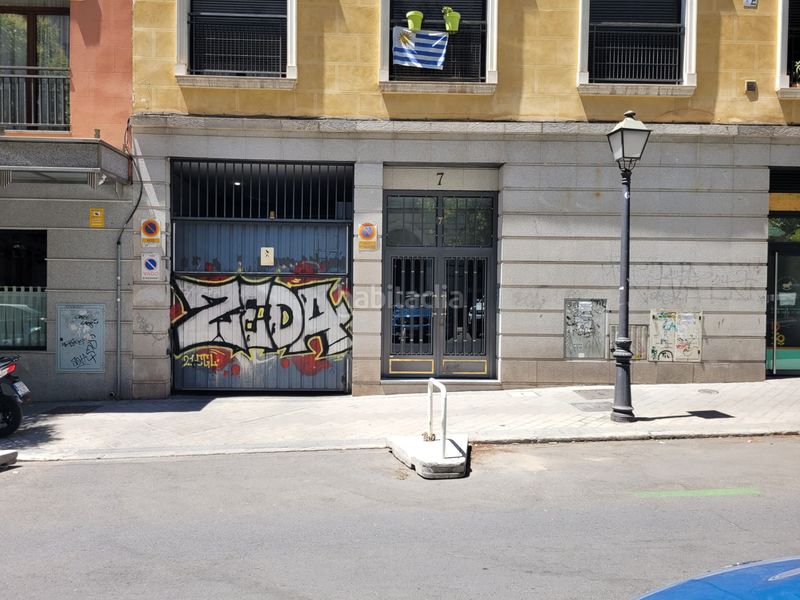 Foto 46ad3e15-ec2a-44d0-b3cc-5202ad3ba306. Aparcament cotxe a calle de juan de austria 7 a Trafalgar Madrid