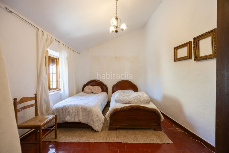 Foto a9038574-20af-4009-bc11-1e724dc307e3. Casa adossada a plaza santa catalina 2 a Puente del Arzobispo (El)