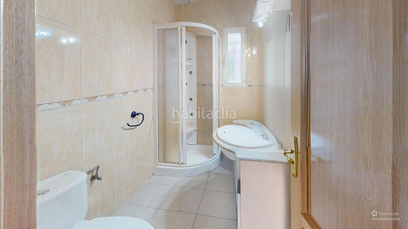 Foto 02ad3e51-e4f5-4a01-b5df-fd314a1c640d. Pis a Ventas Madrid