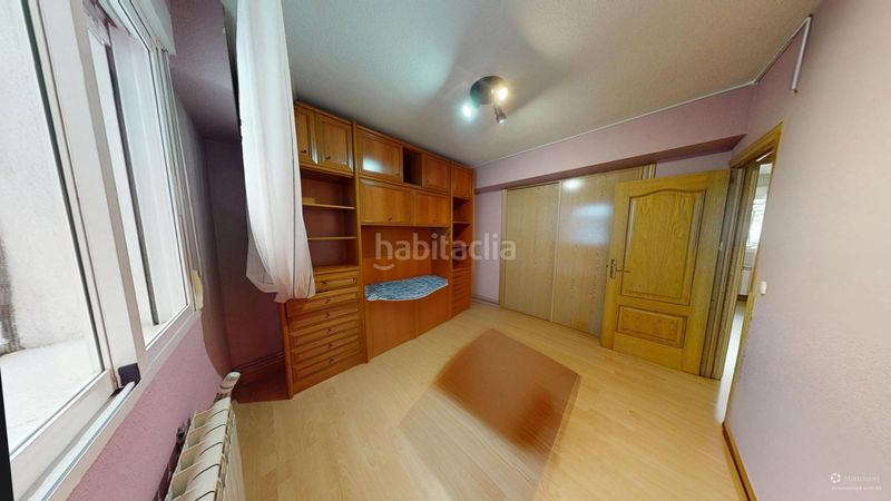 Foto d6c711ba-7fc8-4d2e-926e-49c45014f22d. Pis a Ventas Madrid