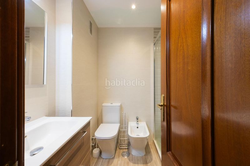 Foto e3d6f3b3-566e-4ce3-9193-da4d9efcf860. Pis amb calefacció piscina a San Pascual Madrid