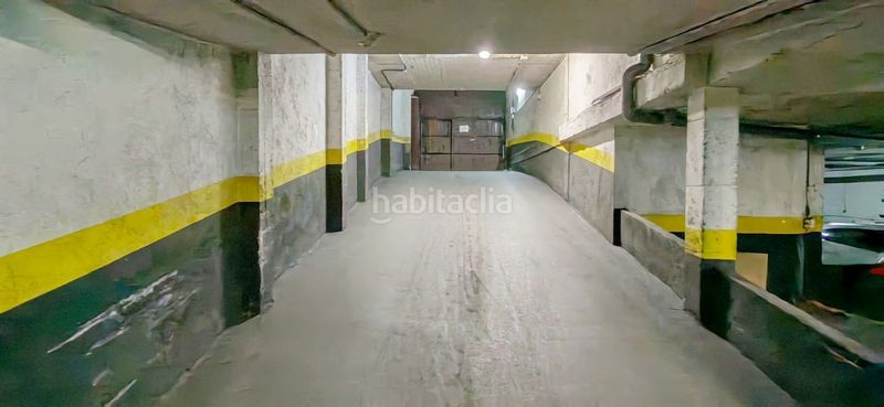 Foto 9104b74f-8bef-4931-8f1d-41e1efb1baa4. Alquiler parking coche en calle de cartagena 44 en Madrid